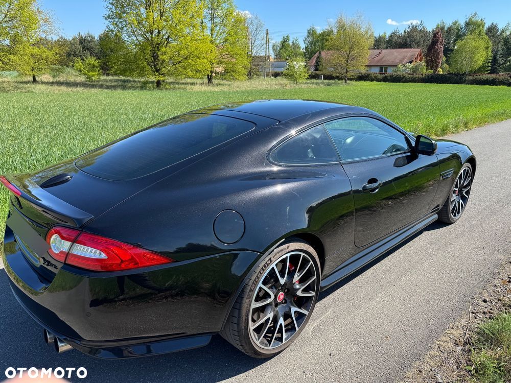 Jaguar XK - 10