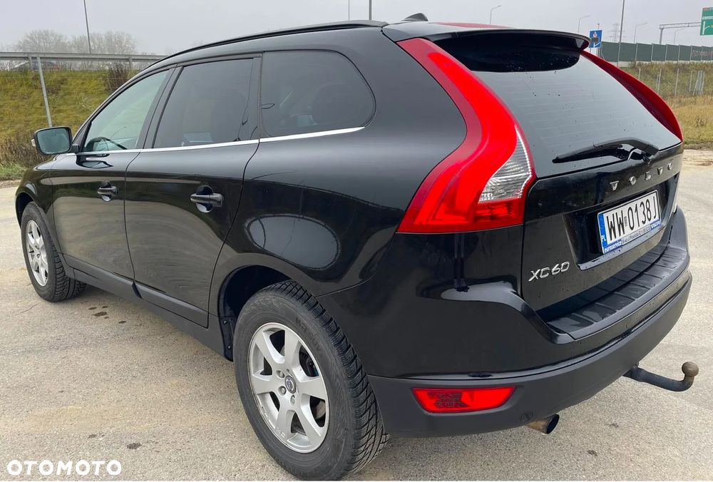 Volvo XC 60 D4 Momentum - 16