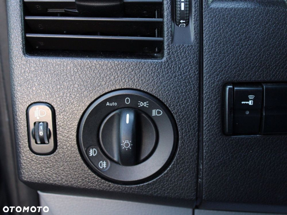 Mercedes-Benz Sprinter L4H2 - 32