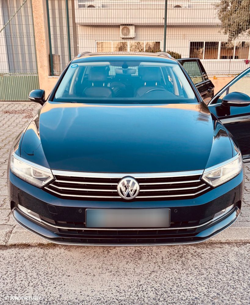 VW Passat Variant 2.0 TDi SCR DSG Highline - 1