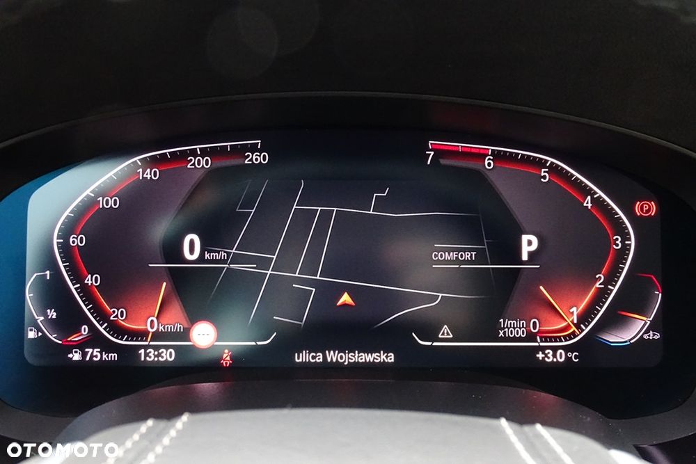 BMW Seria 5 530i Sport Line - 34