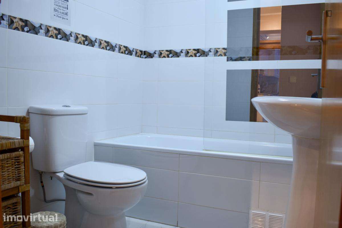 Apartamento com 2 quartos - localizado em São Nicolau Porto - Grande imagem: 4/9