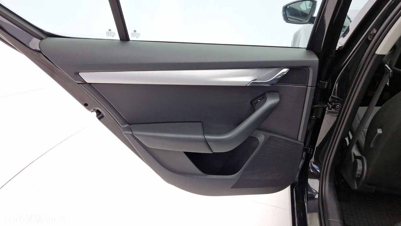 Skoda Octavia 1.4 TSI Ambition - 23