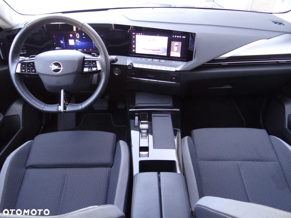 Opel Astra 1.2 T Business Edition S&S - 6