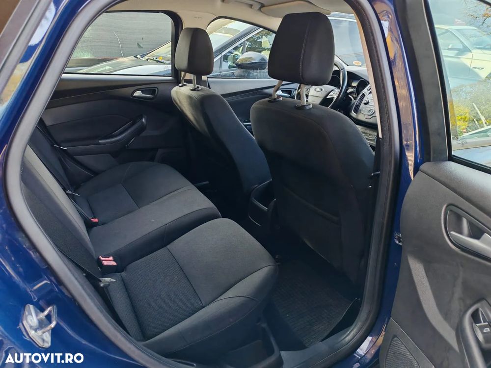 Ford Focus - 7