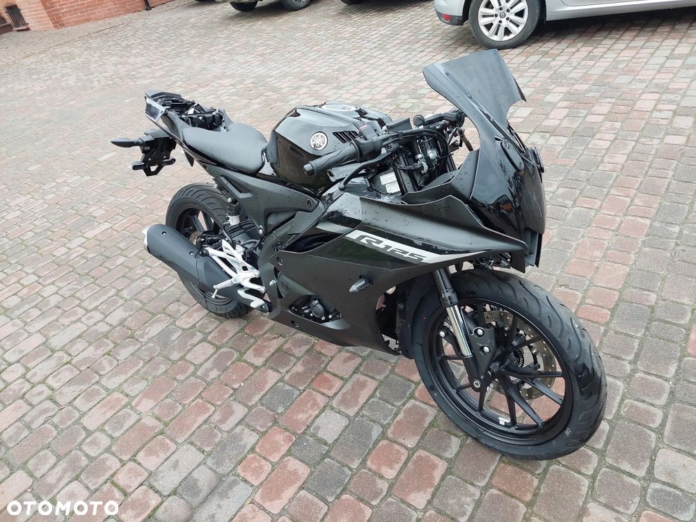 Yamaha YZF - 7