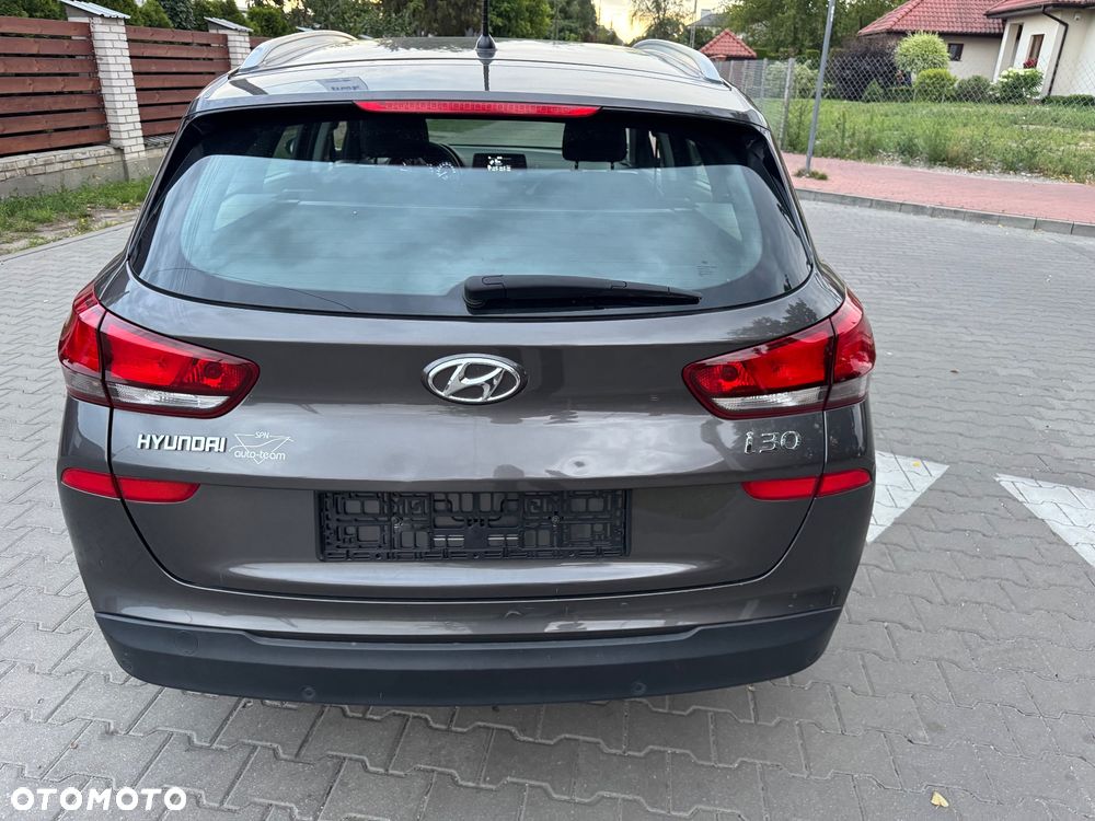 Hyundai i30 1.6 CRDI Passion Plus - 6