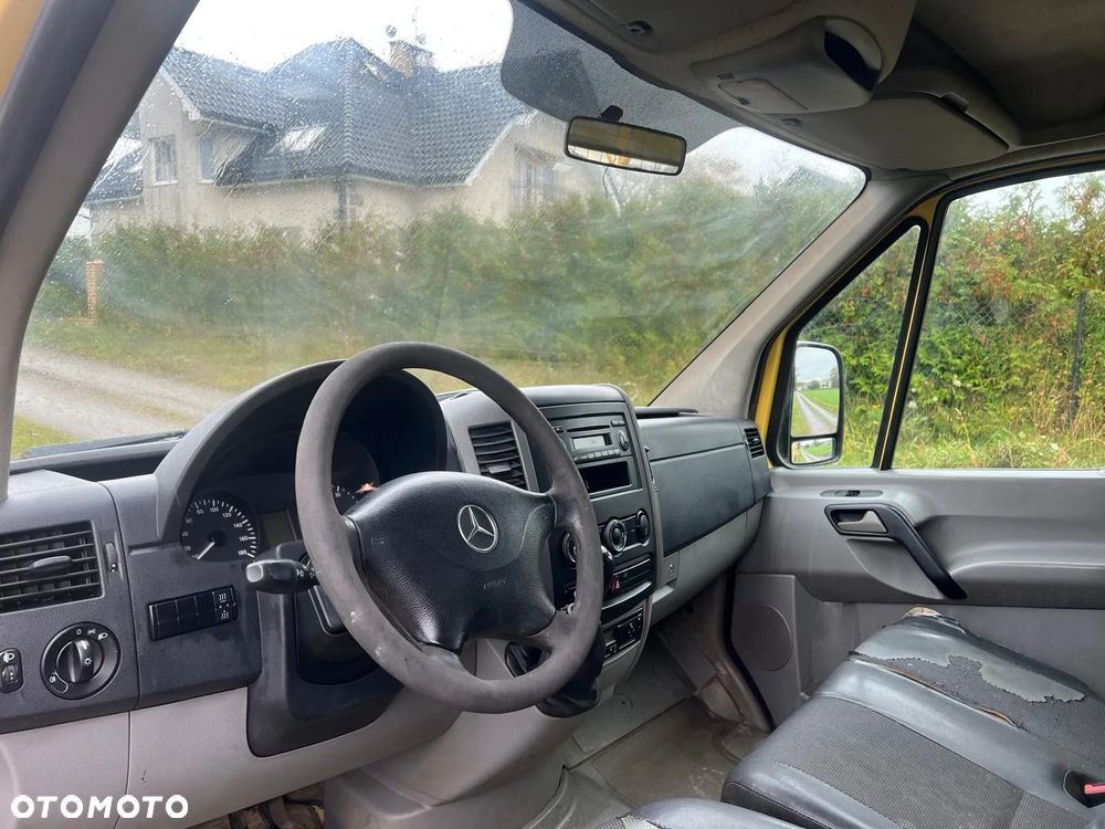 Mercedes-Benz Sprinter - 8