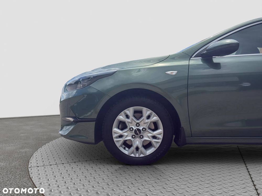 Kia Ceed 1.5 T-GDI M DCT - 24