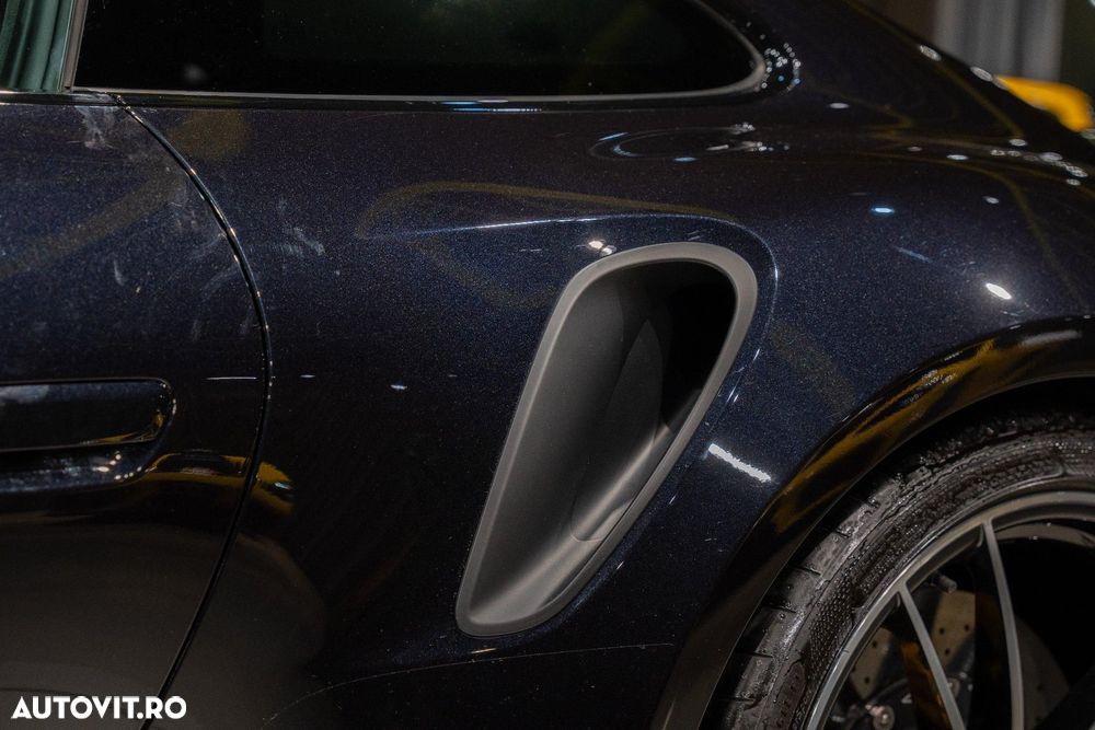 Porsche 992 TURBO S - 14