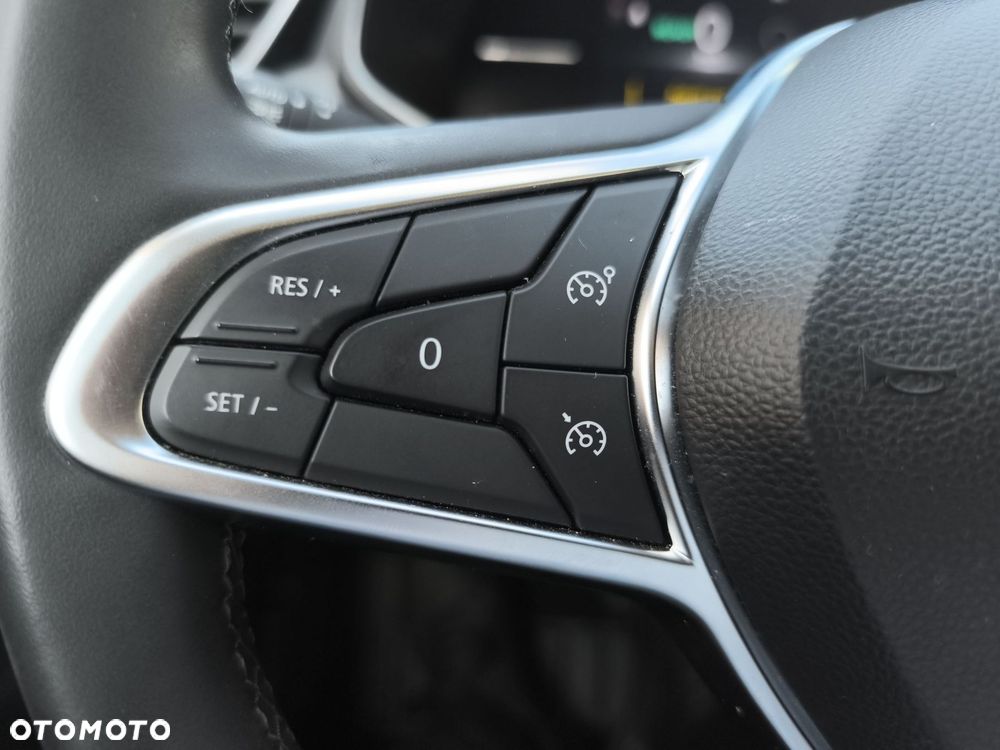 Renault Clio - 26