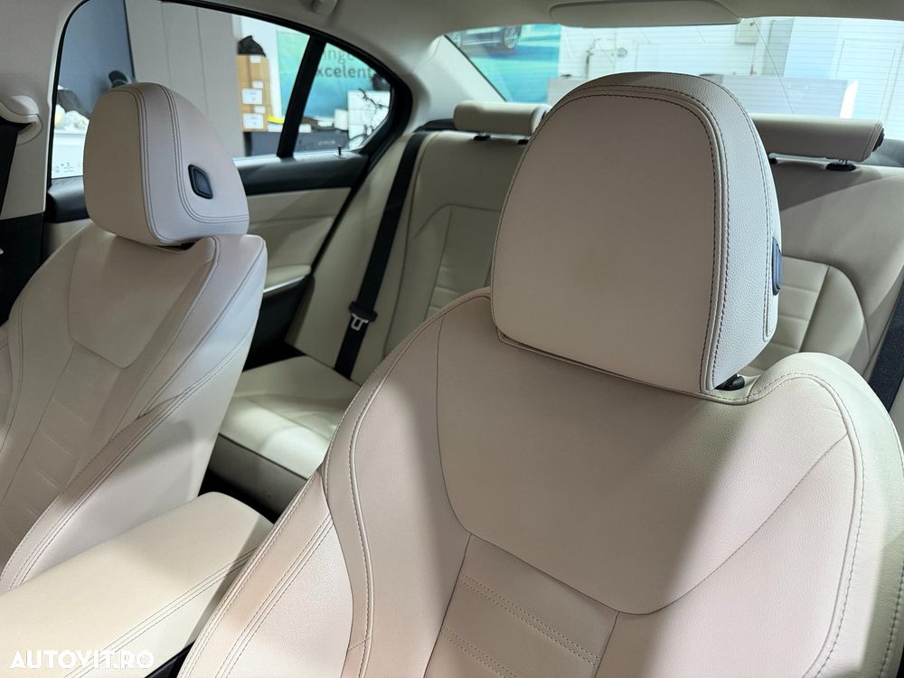 BMW 3 Series 2021 — imagine 22