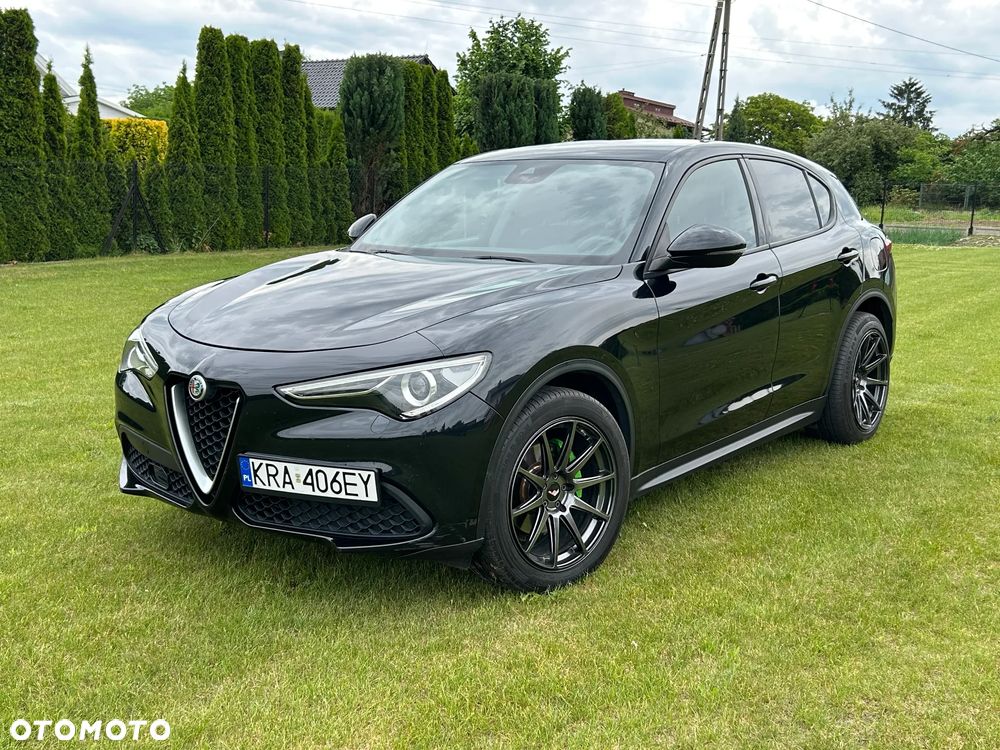 Alfa Romeo Stelvio 2.2 16V AT8 Business - 1