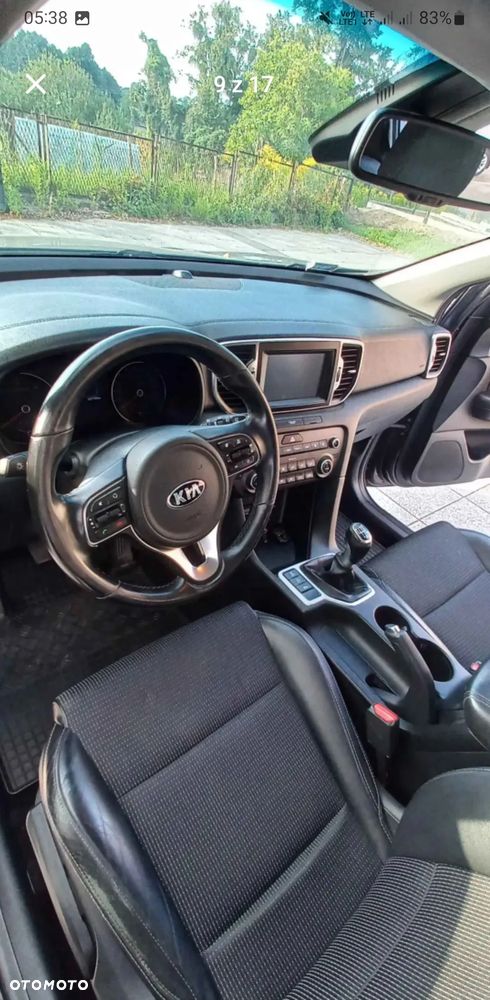 Kia Sportage 2.0 CRDI L AWD - 9