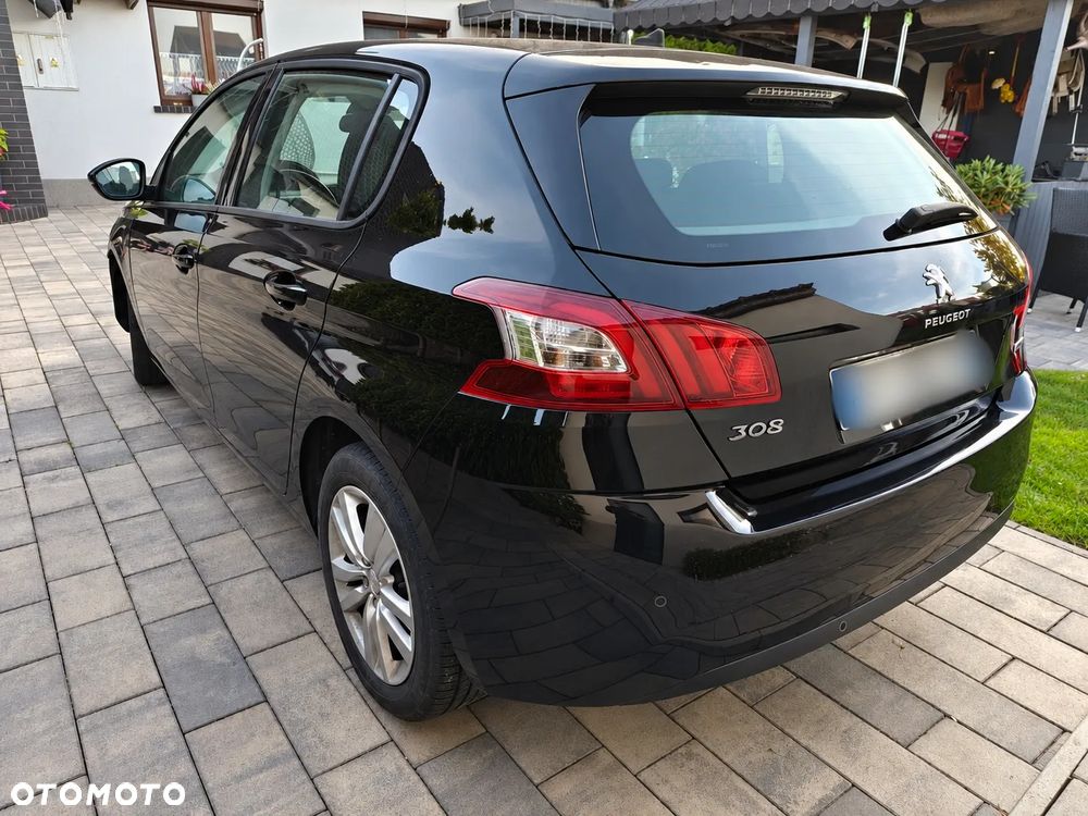 Peugeot 308 - 3