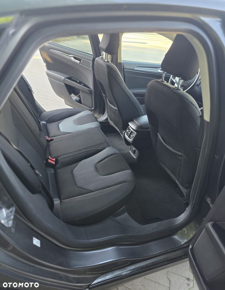 Ford Mondeo - 7