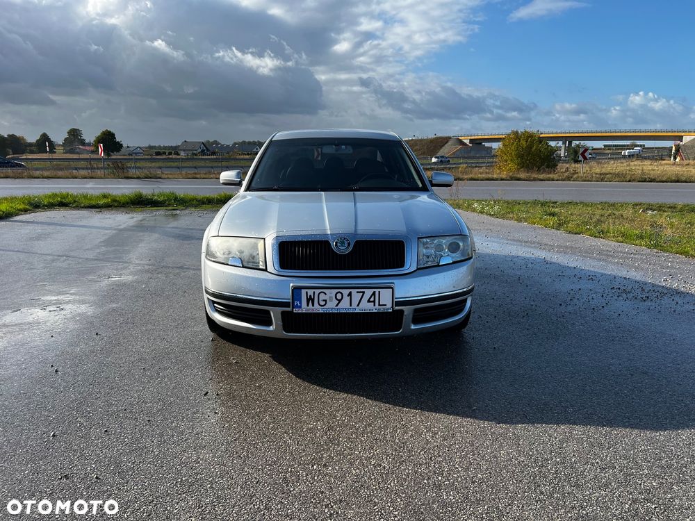Skoda Superb 2.8 V6 Automatik Elegance - 9
