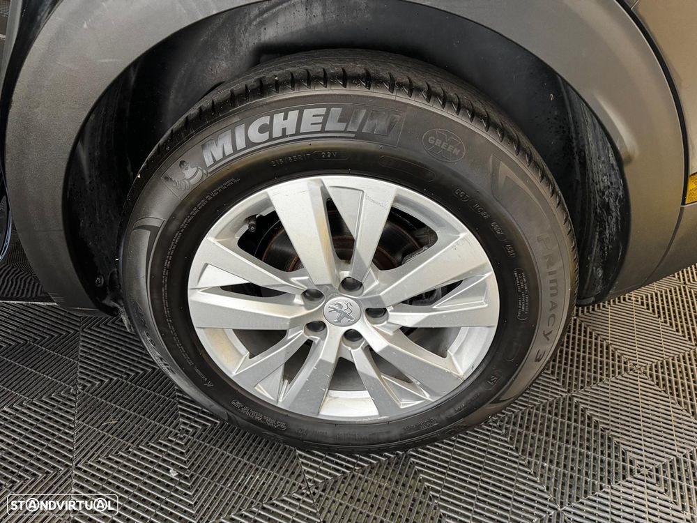 Peugeot 3008 PureTech 130 Stop & Start GPF EAT8 Active Pack - 26