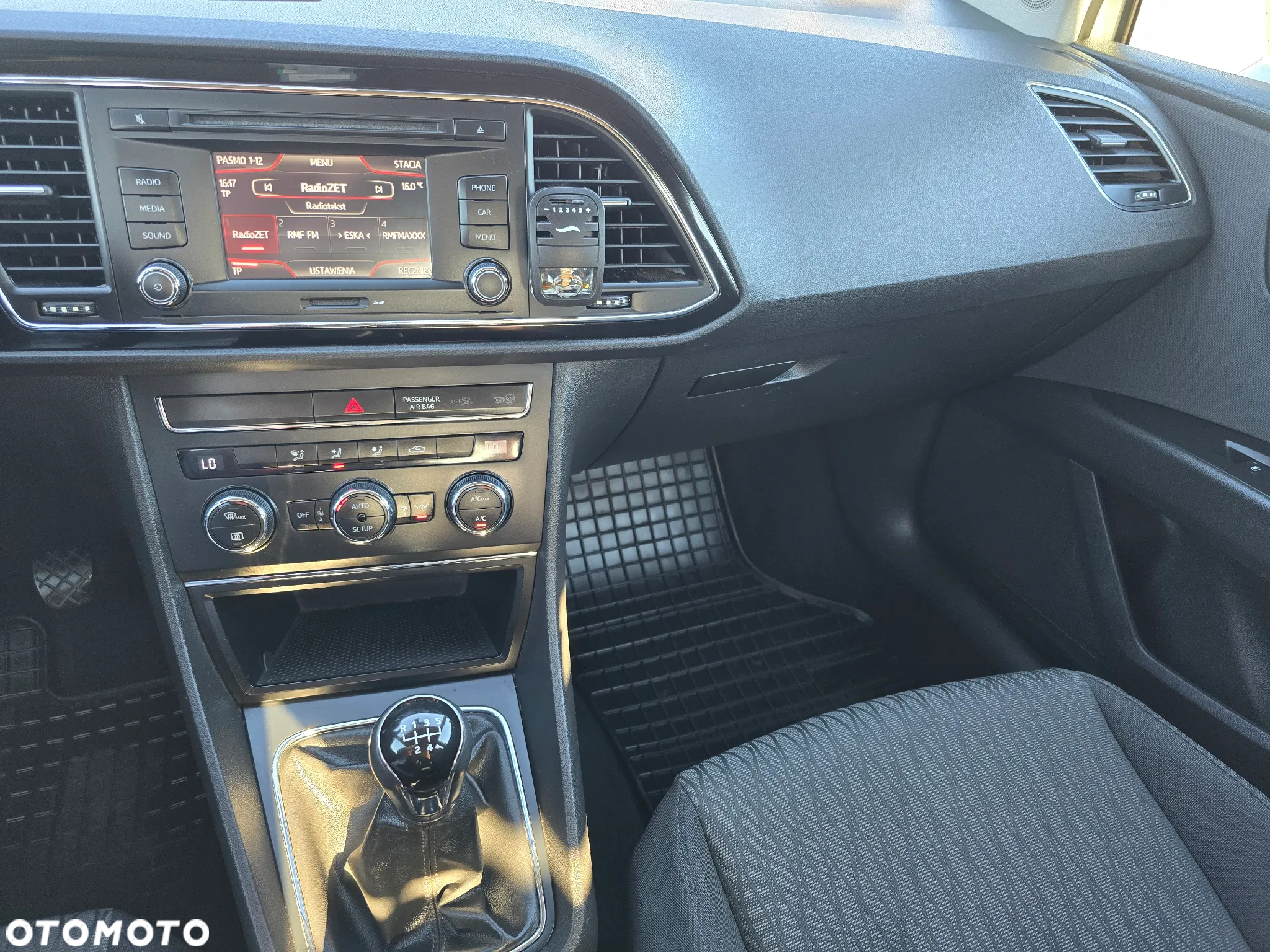 Seat Leon 1.6 TDI Style - 13