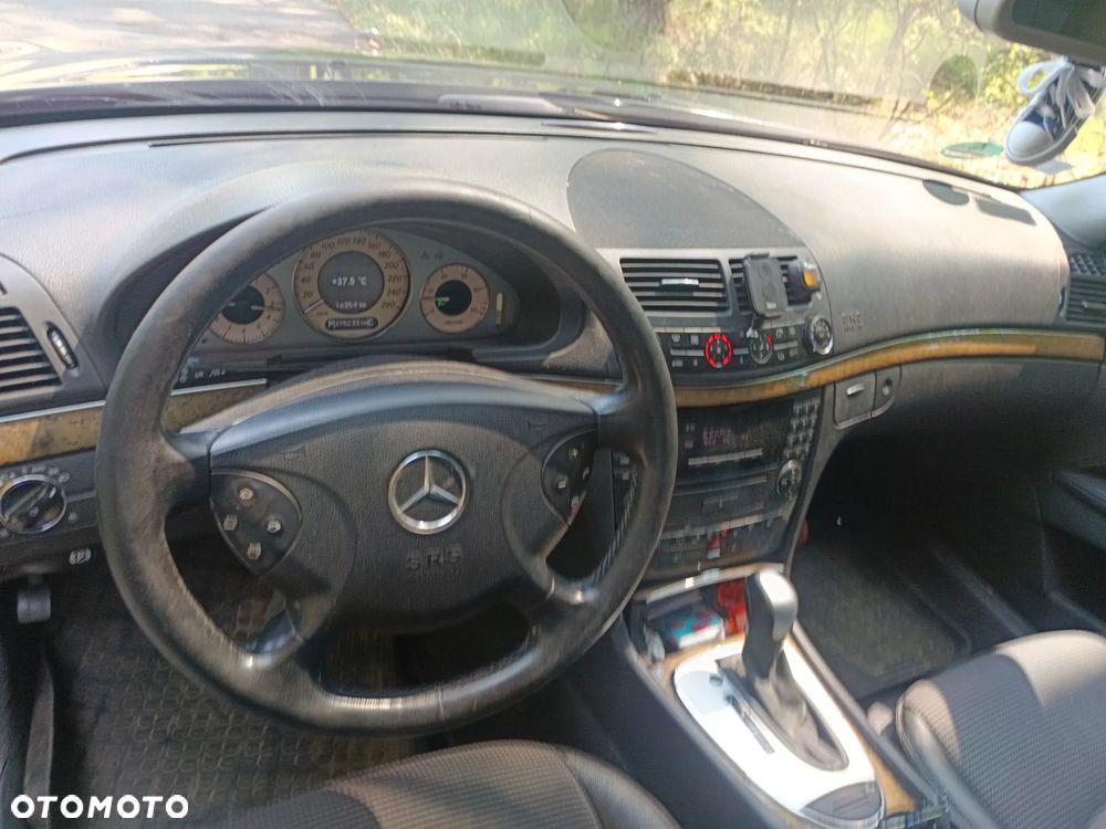 Mercedes-Benz Klasa E - 7
