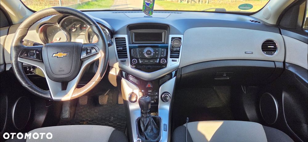 Chevrolet Cruze - 6