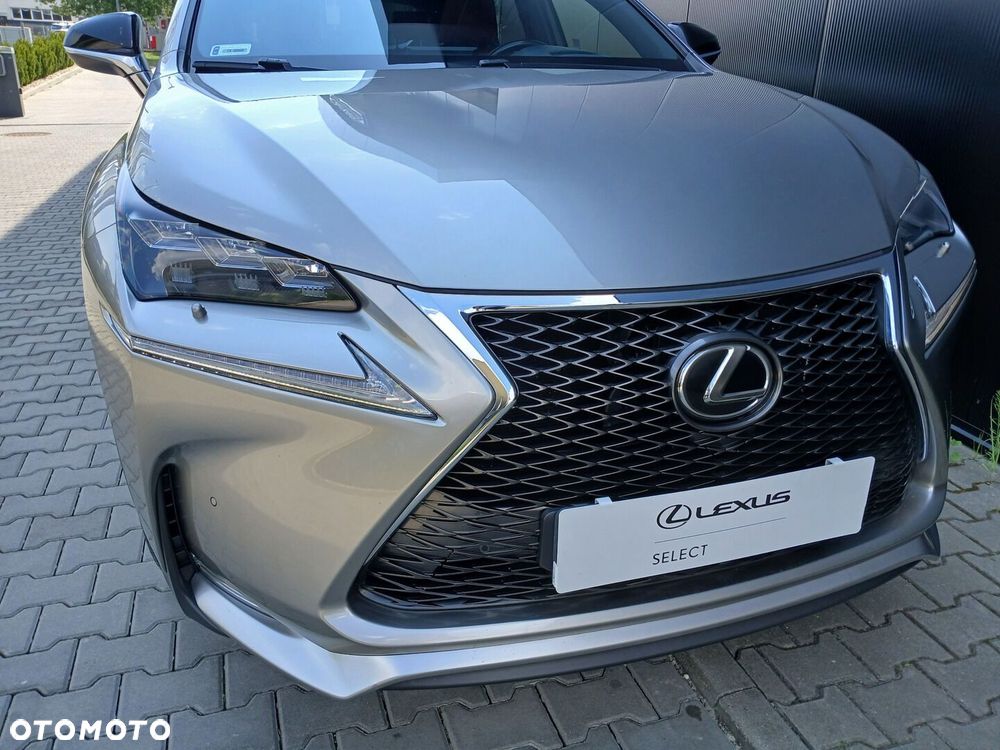 Lexus NX 200t F Sport AWD - 36