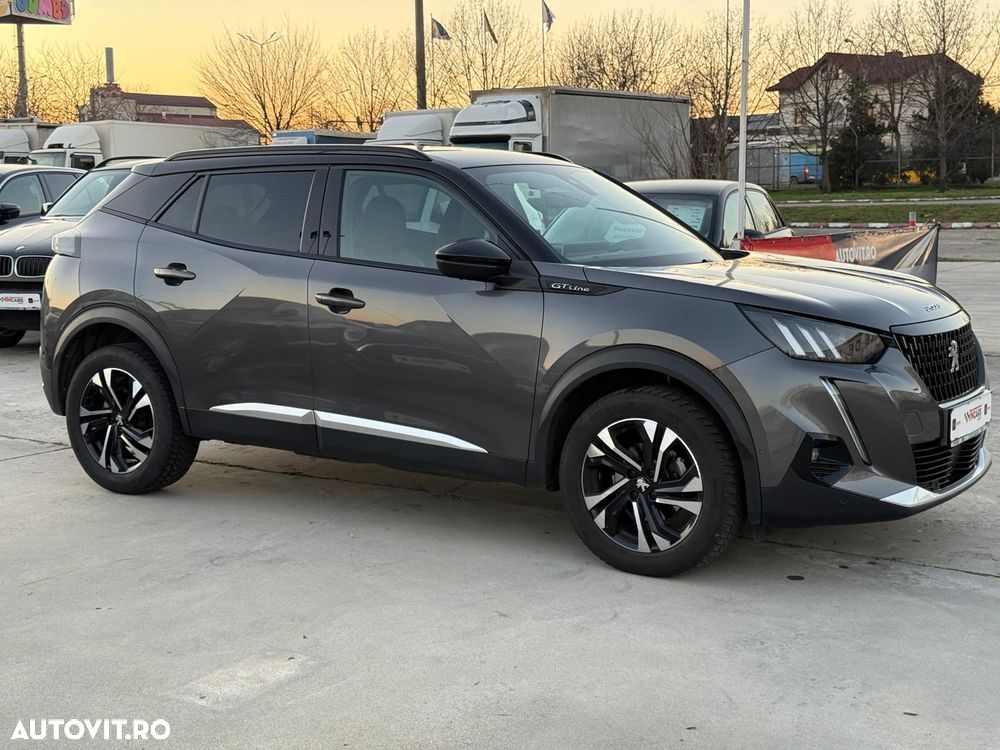 Peugeot 2008 PureTech 130 EAT8 GT Pack - 10