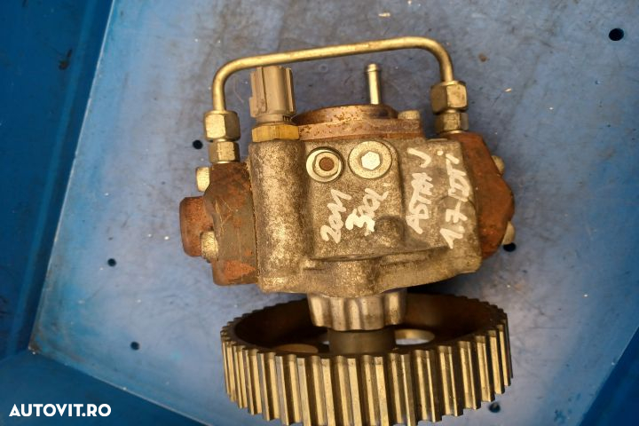 Pompa inalta presiune 1.7 CDTI  8981030280 HU2940000502 Opel Astra J - 2