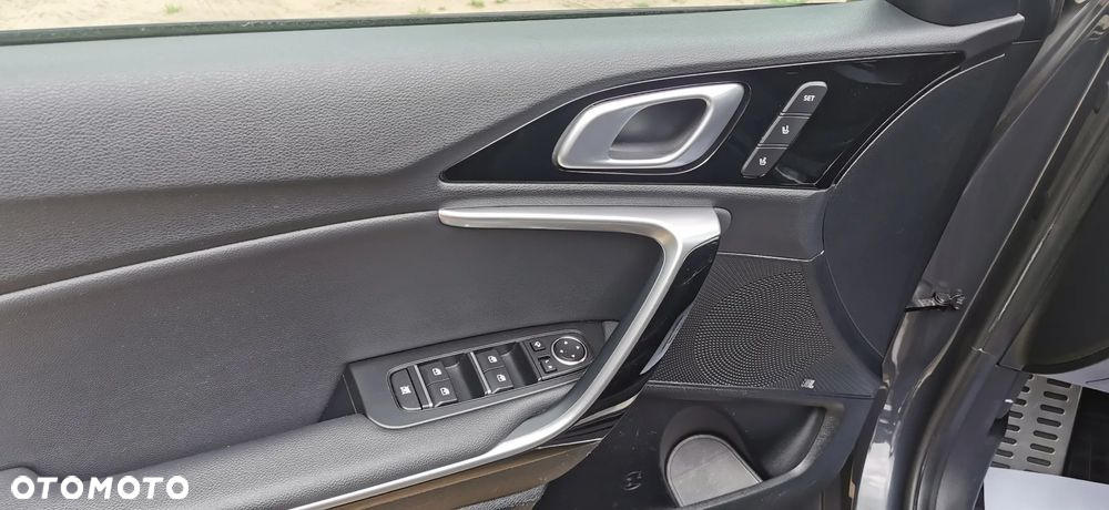 Kia XCeed 1.6 T-GDI Prestige Line DCT - 21