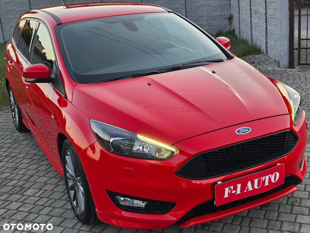 Ford Focus 1.0 EcoBoost Start-Stopp-System ST-LINE DESIGN - 14