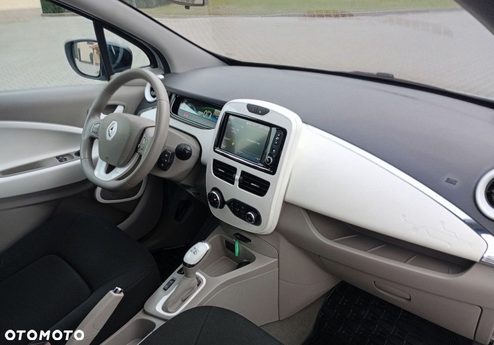 Renault Zoe - 14
