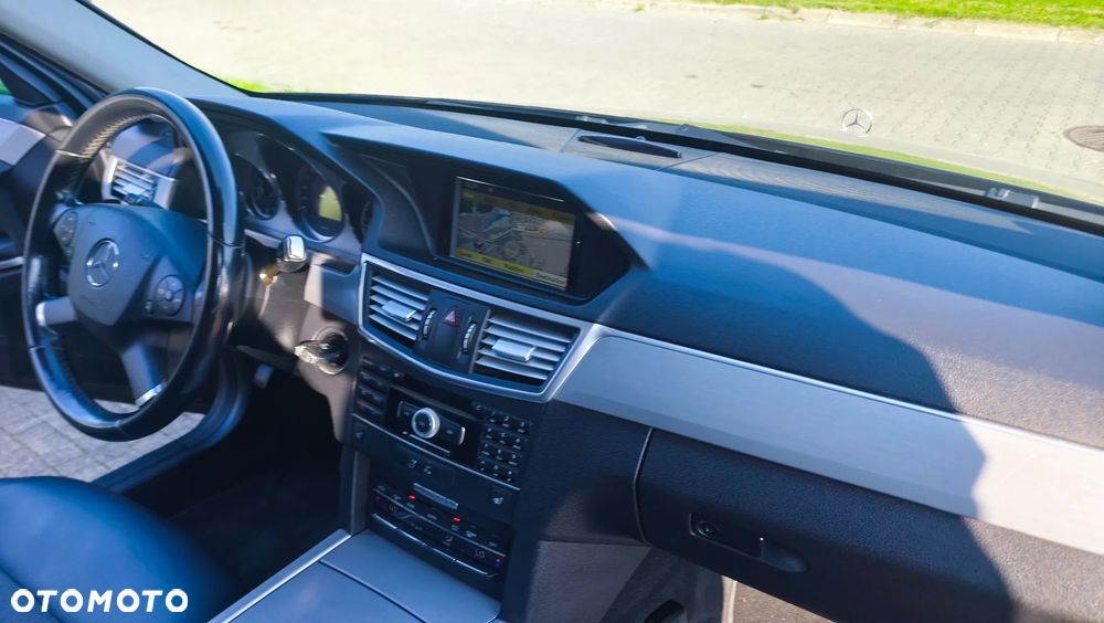 Mercedes-Benz Klasa E 320 CDI Avantgarde - 20