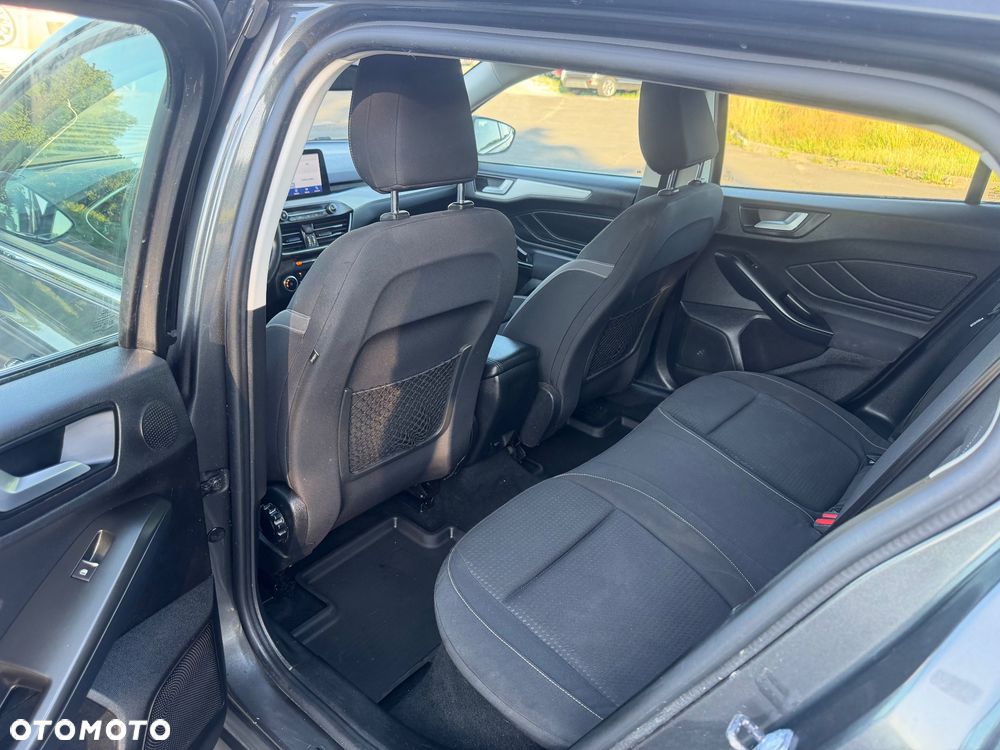 Ford Focus 1.0 EcoBoost Hybrid TITANIUM STYLE - 18