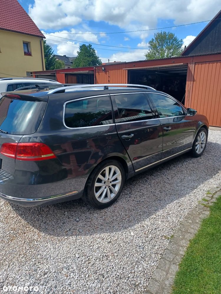 Volkswagen Passat 2.0 TDI Highline - 5