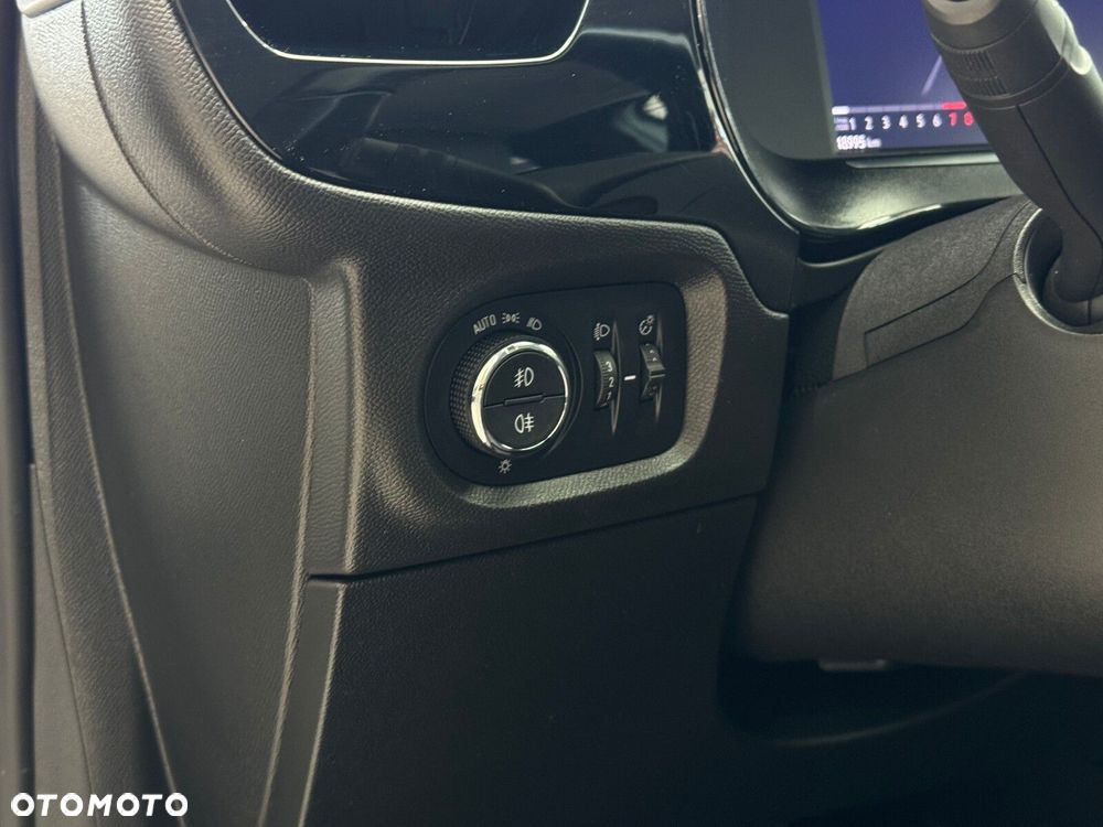 Opel Corsa 1.2 Elegance S&S - 21