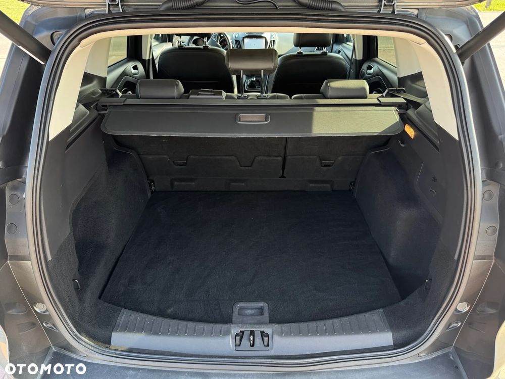 Ford Kuga 2.0 TDCi 4x4 Titanium - 11