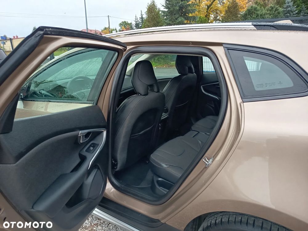 Volvo V40 Cross Country D2 You - 32