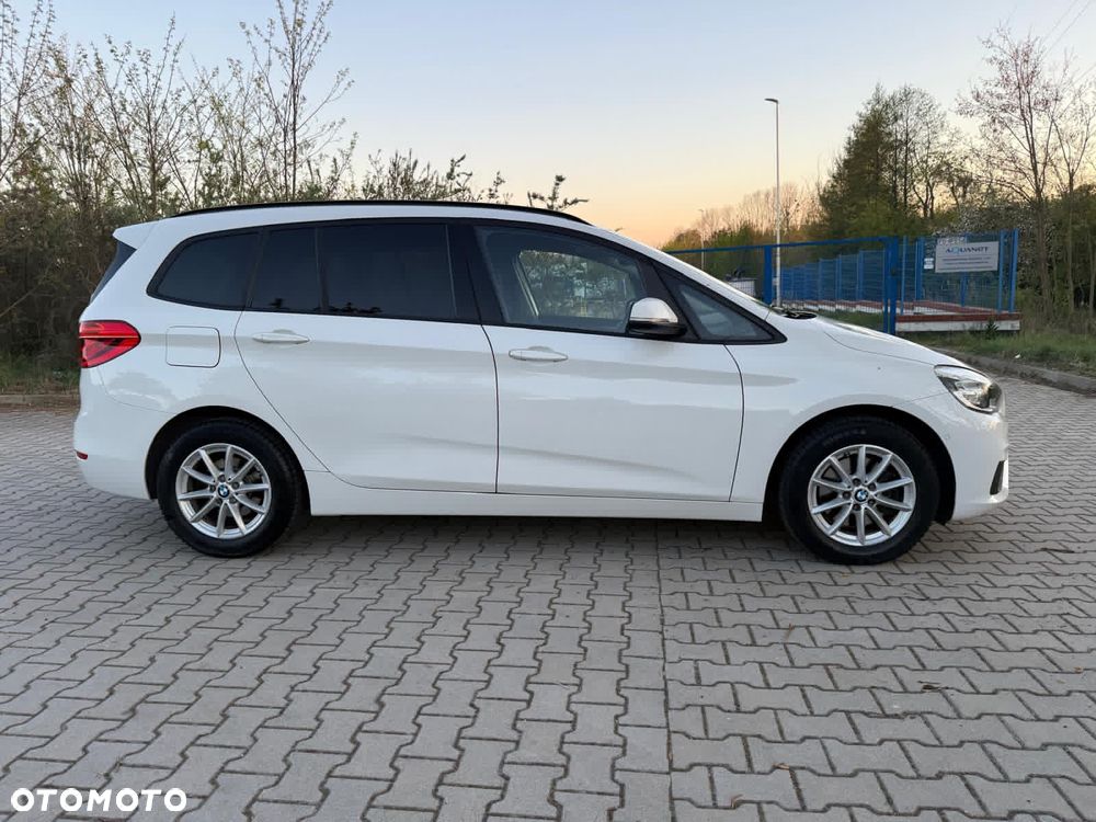 BMW Seria 2 218d Sport-Aut Advantage - 2