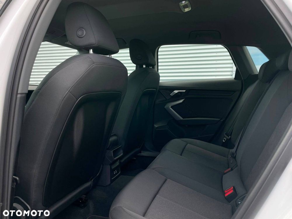 Audi A3 Sportback - 11
