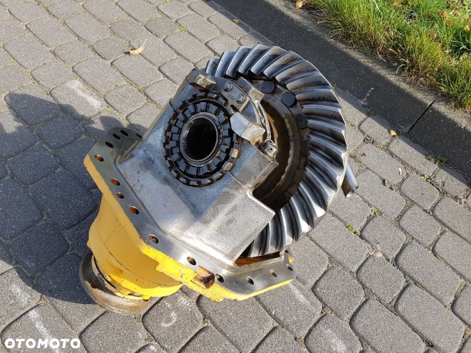 Części do główki mostu przedniego do ładowarki Volvo L150F - 1