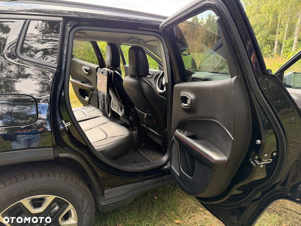 Jeep Compass - 9