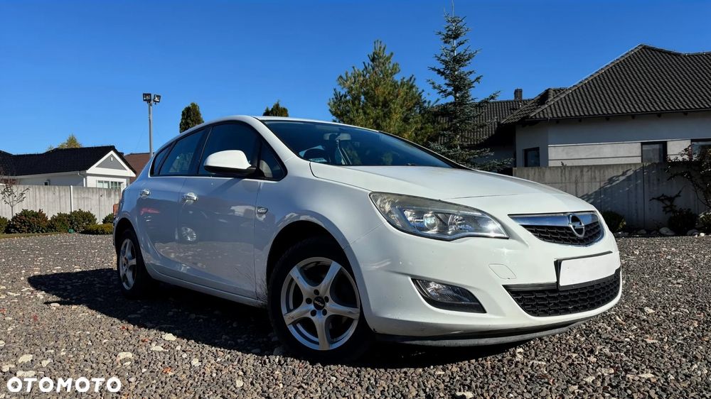 Opel Astra 1.4 Edition 111 Jahre - 14