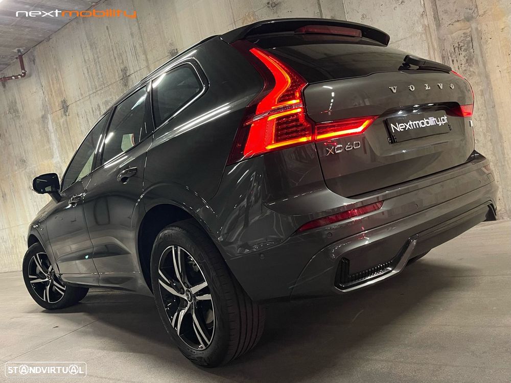 Volvo XC 60 2.0 T6 PHEV R-Design AWD - 4