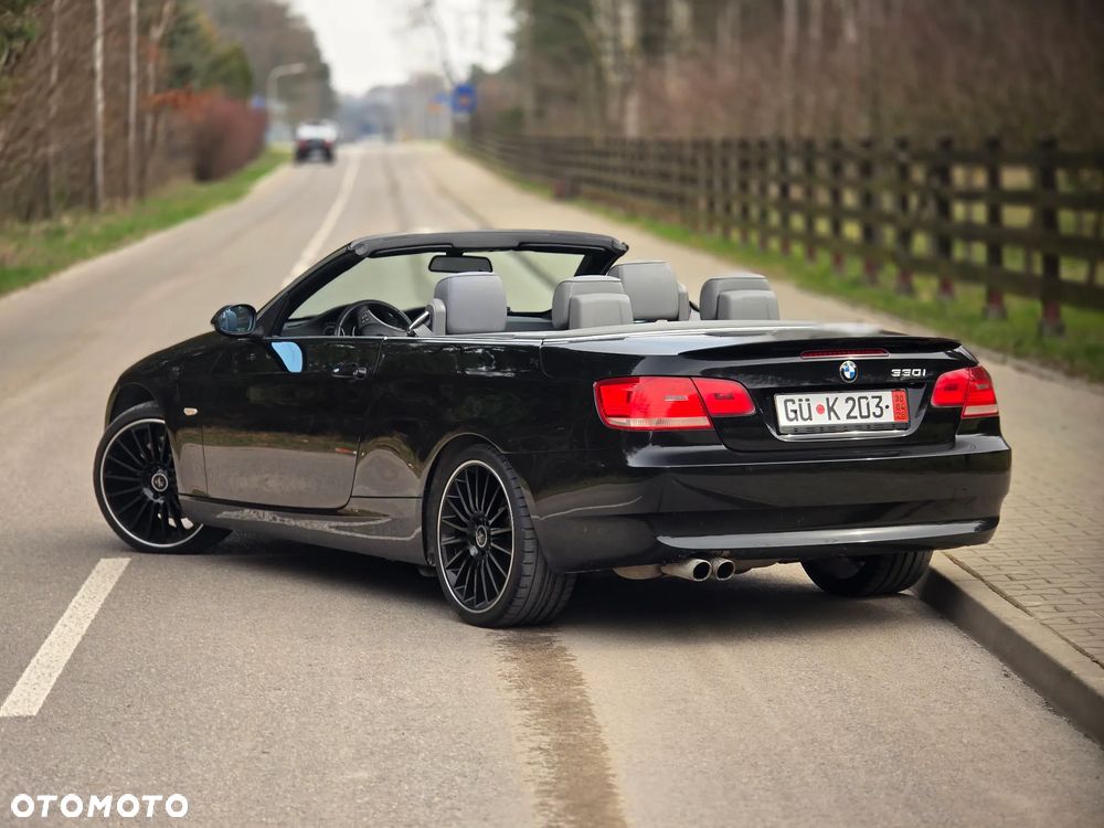 BMW Seria 3 330i M Sport Edition - 3