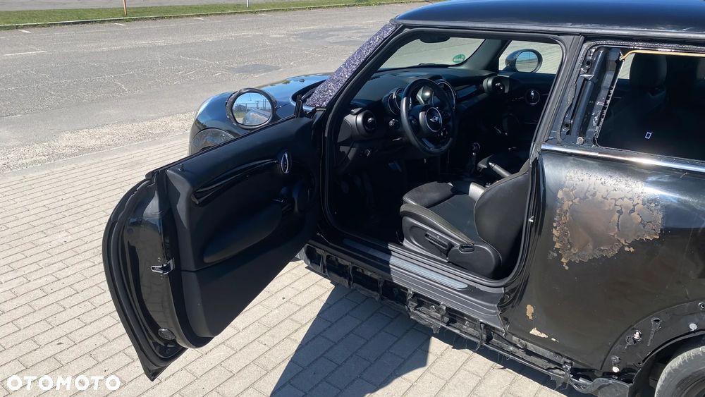 MINI Cooper Resolute Edition - 10