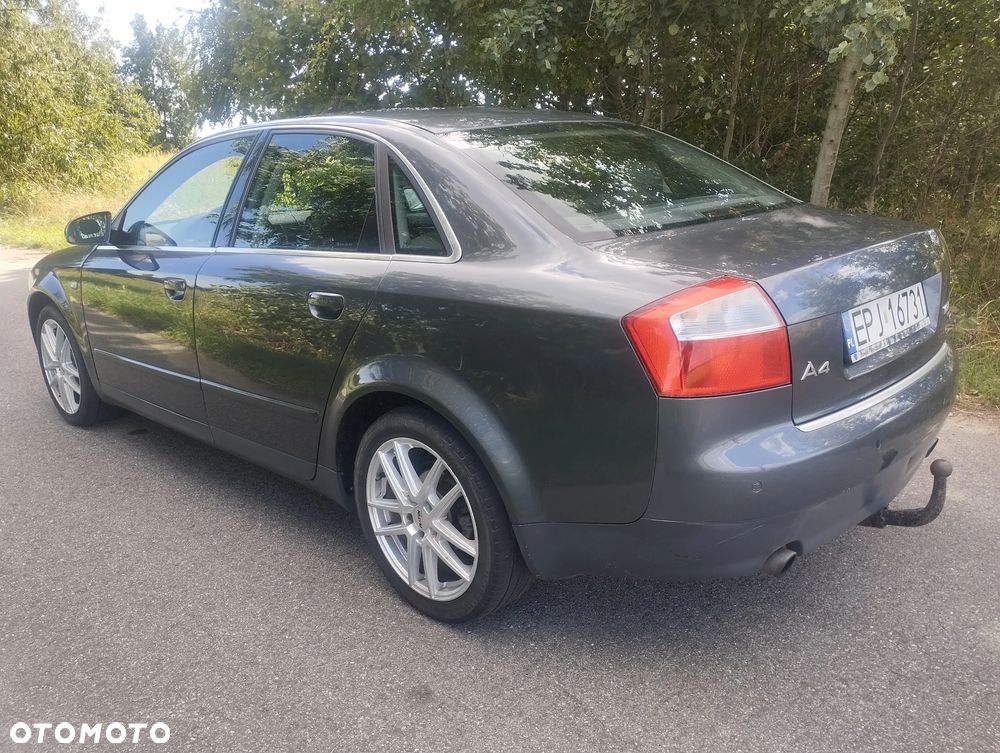 Audi A4 Limousine 1.8T - 4