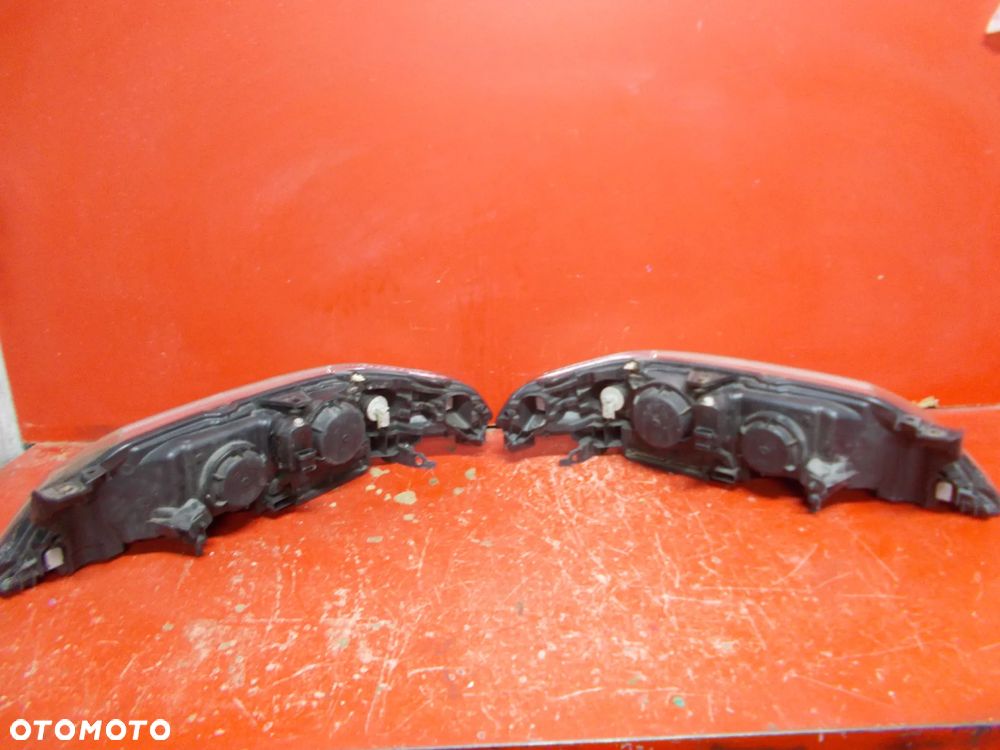 RENAULT LAGUNA II LAMPA LEWA PRAWA PRZÓD PRZEDNIA - 2