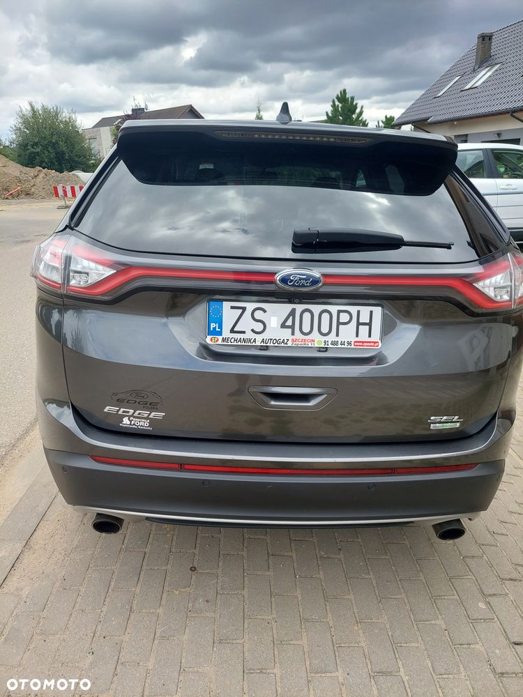 Ford Edge - 10