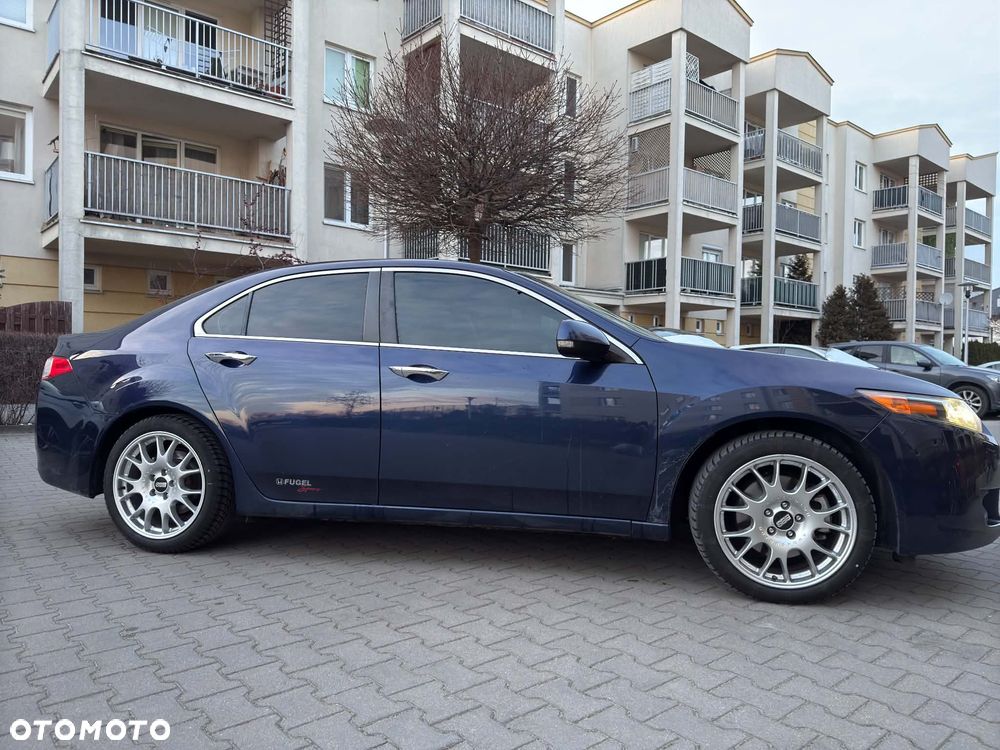 Honda Accord - 4