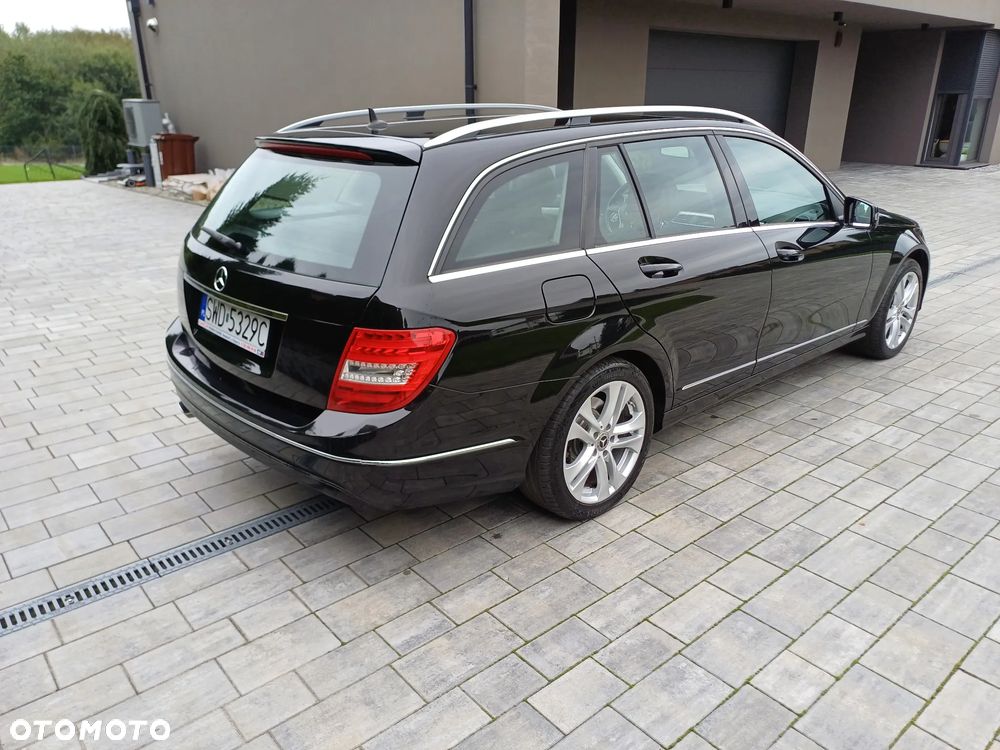 Mercedes-Benz Klasa C 220 T CDI 7G-TRONIC Avantgarde Edition - 4